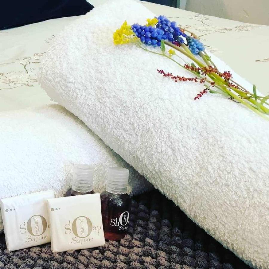 Bed and Breakfast La Grange Ancienne Montrollet Экстерьер фото